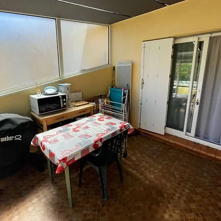 T2 Pour 4 Pers, Proche Et Commerces, Parking, Clim, Wi-fi - Fr-1-607-223 * Agde