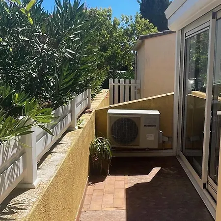 T2 Pour 4 Pers, Proche Et Commerces, Parking, Clim, Wi-fi - Fr-1-607-223 Apartment