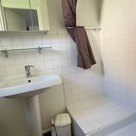 T2 Pour 4 Pers, Proche Et Commerces, Parking, Clim, Wi-fi - Fr-1-607-223 公寓 *