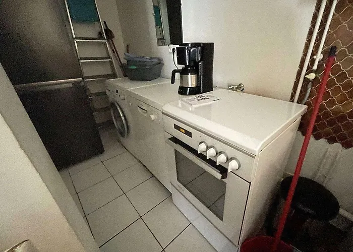 T2 Pour 4 Pers, Proche Et Commerces, Parking, Clim, Wi-fi - Fr-1-607-223 Daire