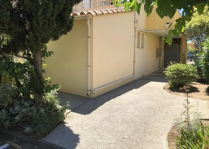 T2 Pour 4 Pers, Proche Et Commerces, Parking, Clim, Wi-fi - Fr-1-607-223 Daire Agde